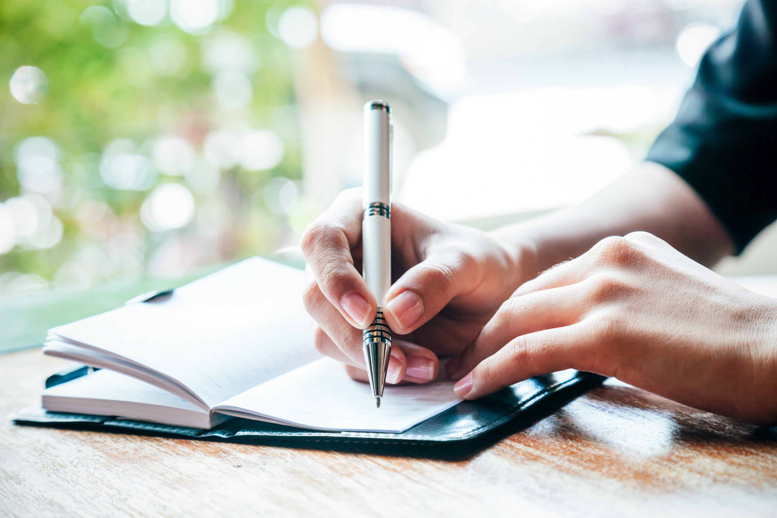 A 14-Day Guide to Start Journaling Like a Pro!